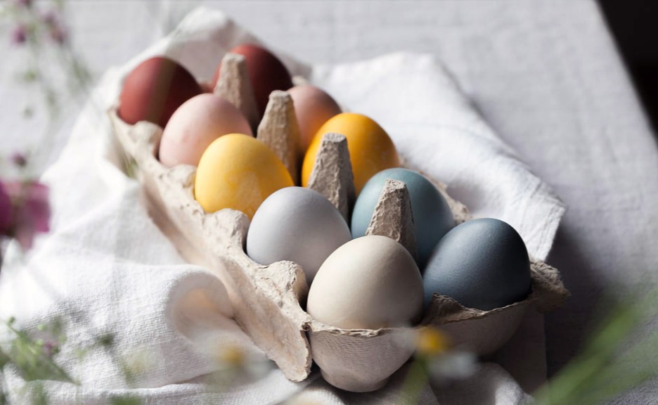 10 vērtīgi padomi Lieldienu olu krāsošanai