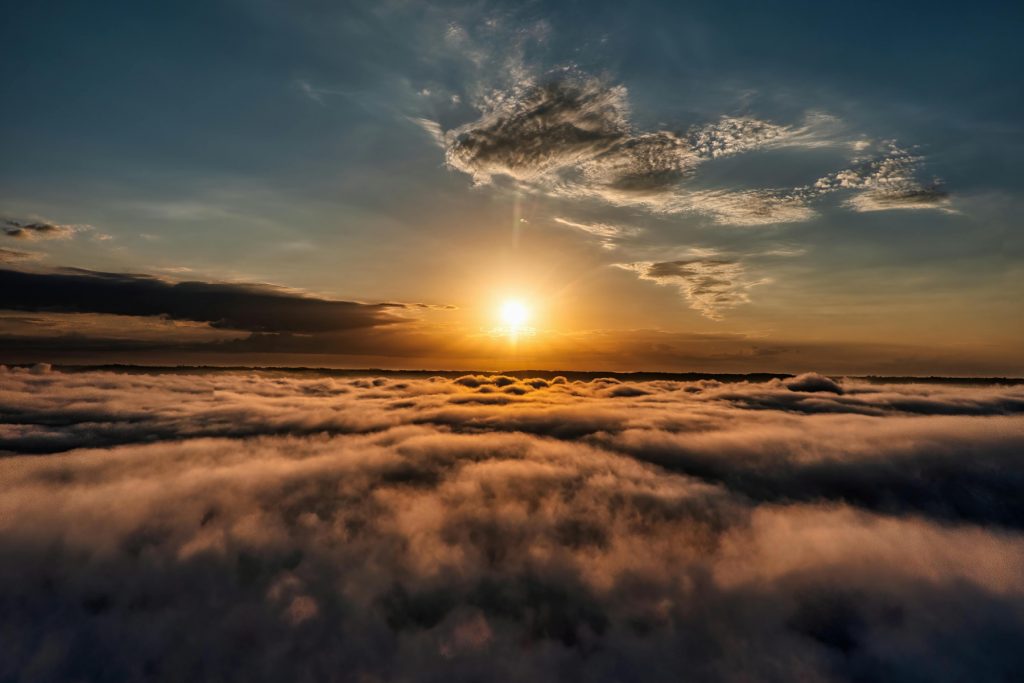 Uz Saules noticis liels sprādziens. Uz Zemi traucas spēcīga magnētiskā vētra