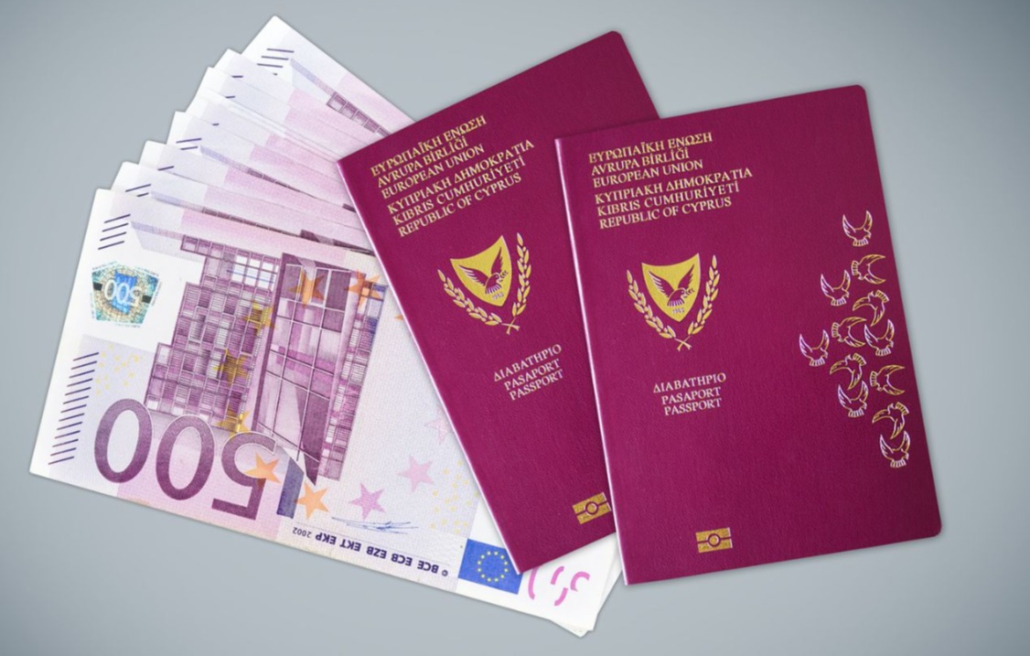Kipra atņēmusi pilsonību 222 "zelta pasu" turētājiem